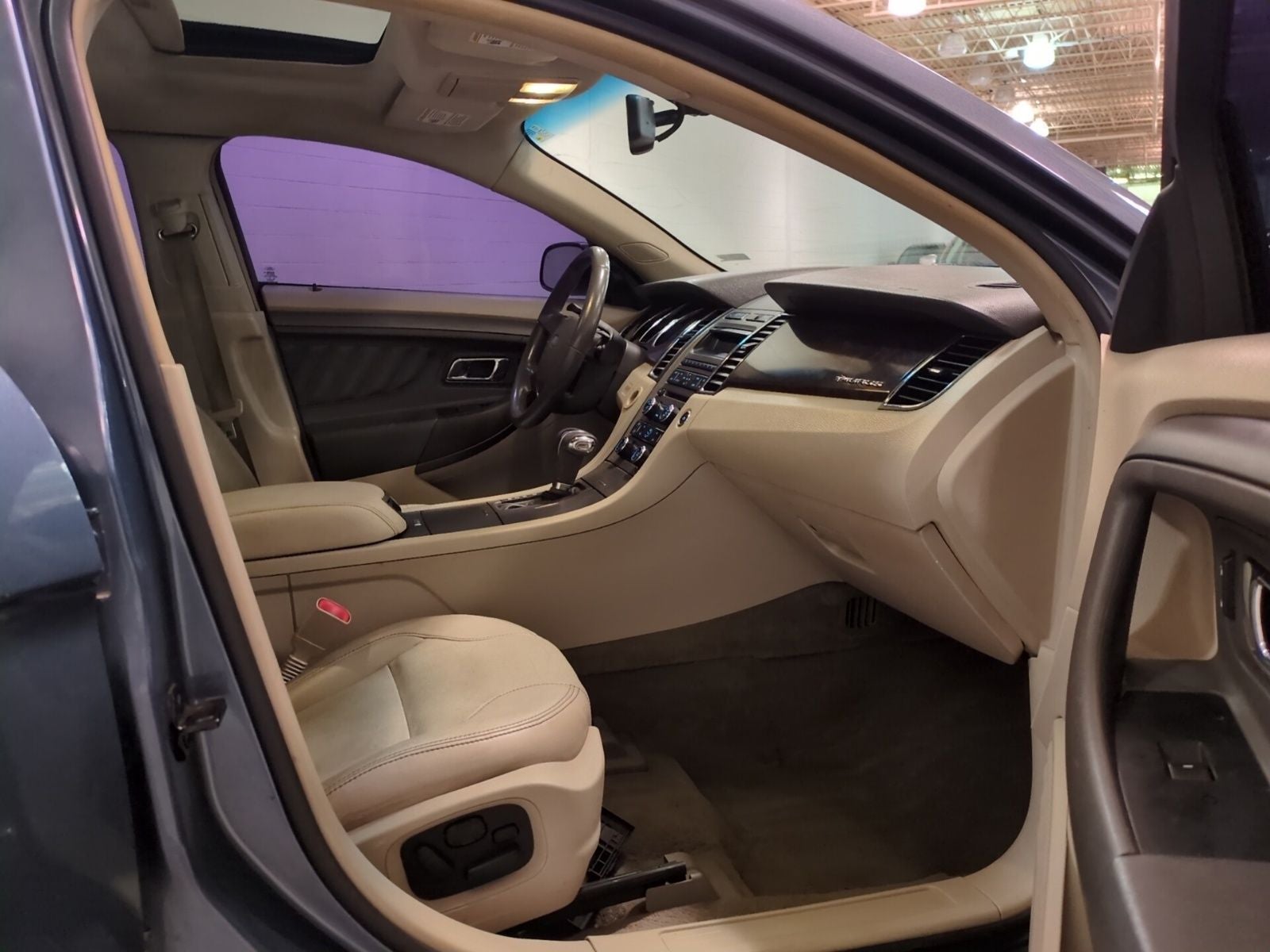 2010 Ford Taurus SEL