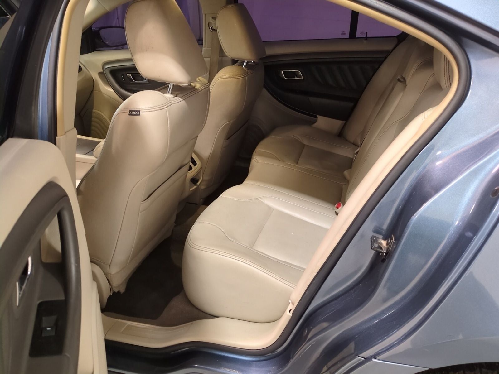 2010 Ford Taurus SEL