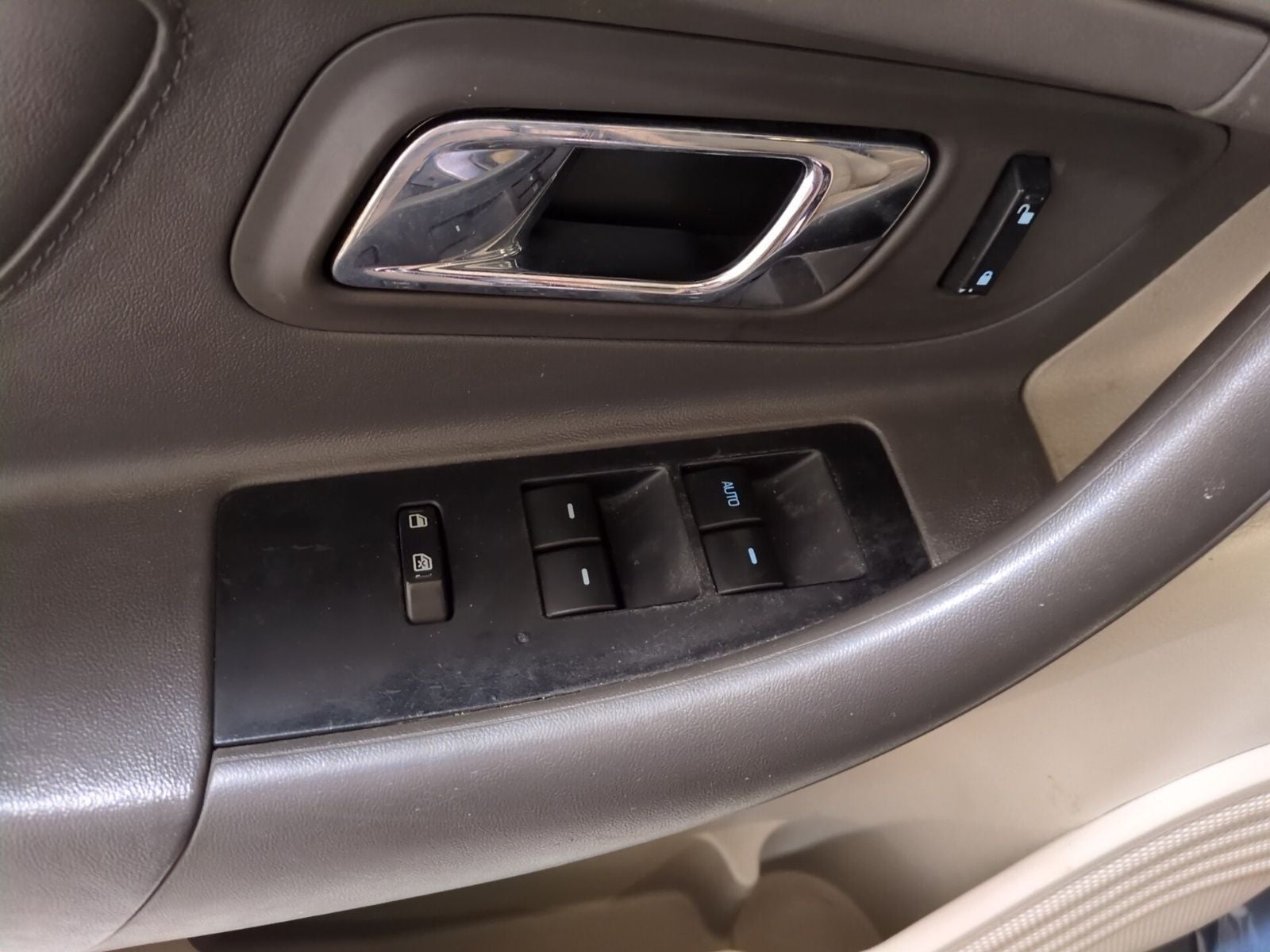 2010 Ford Taurus SEL