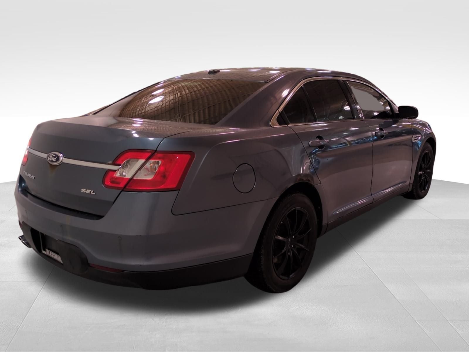 2010 Ford Taurus SEL