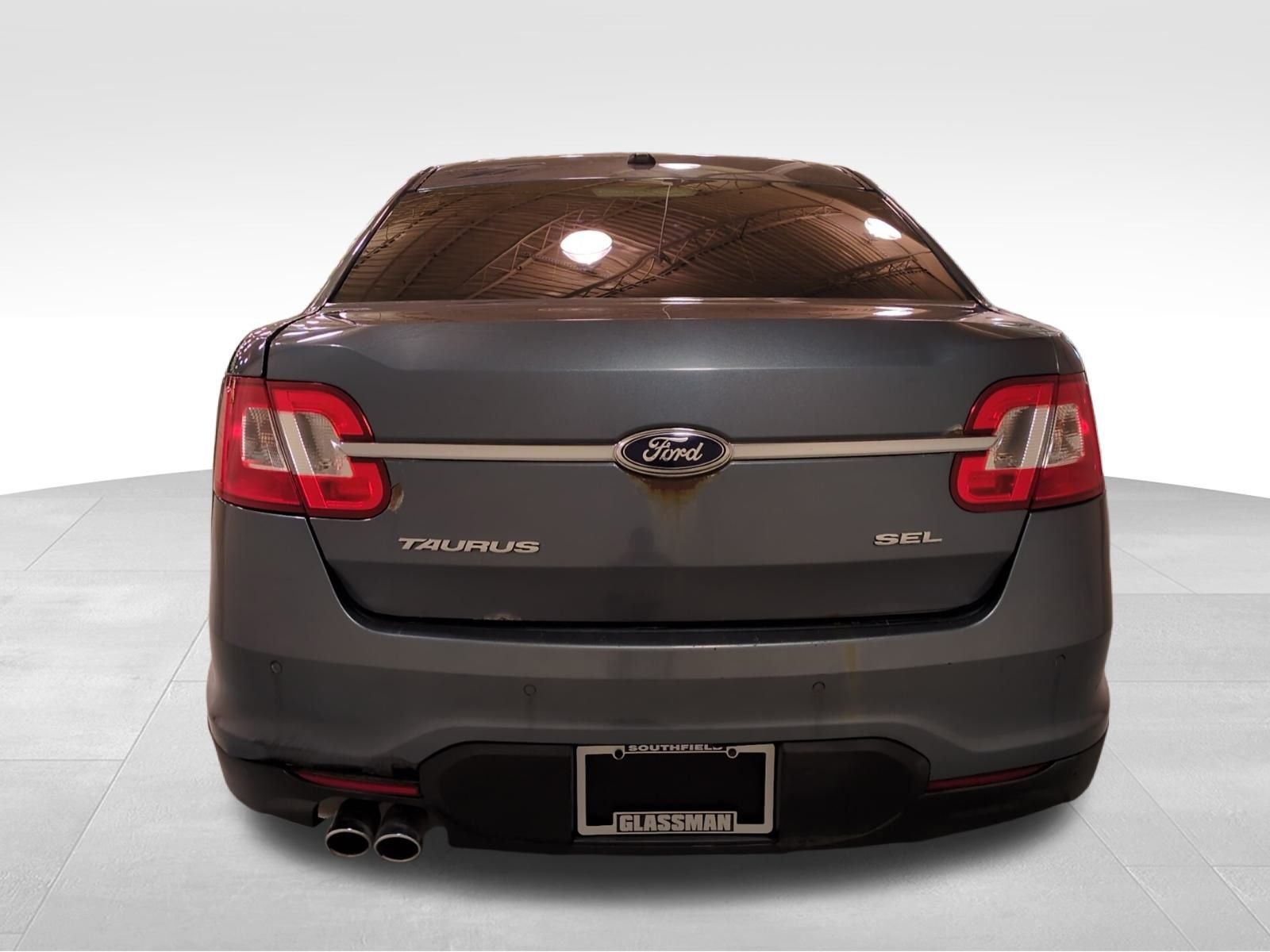 2010 Ford Taurus SEL