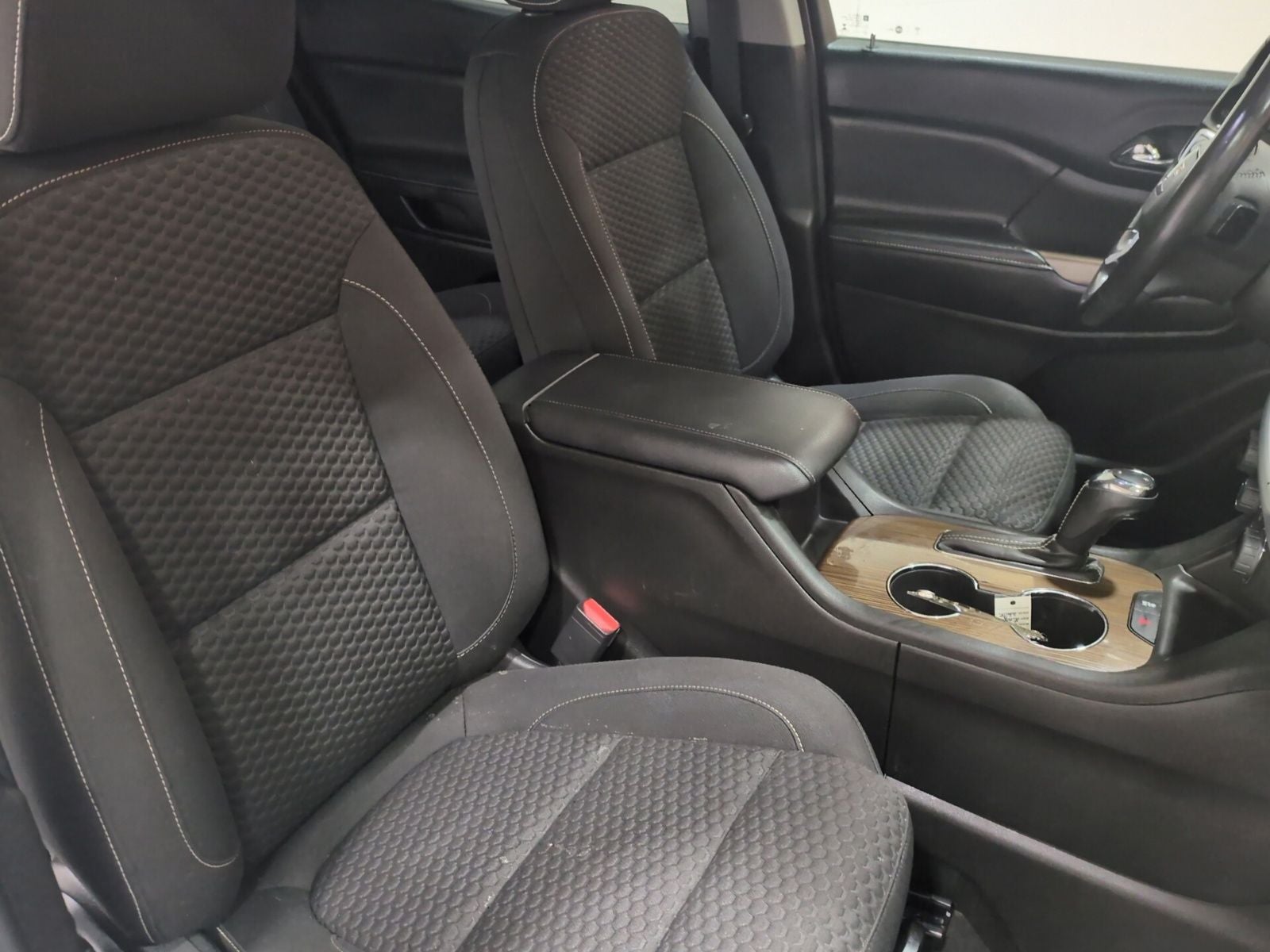 2018 GMC Acadia SLE-1