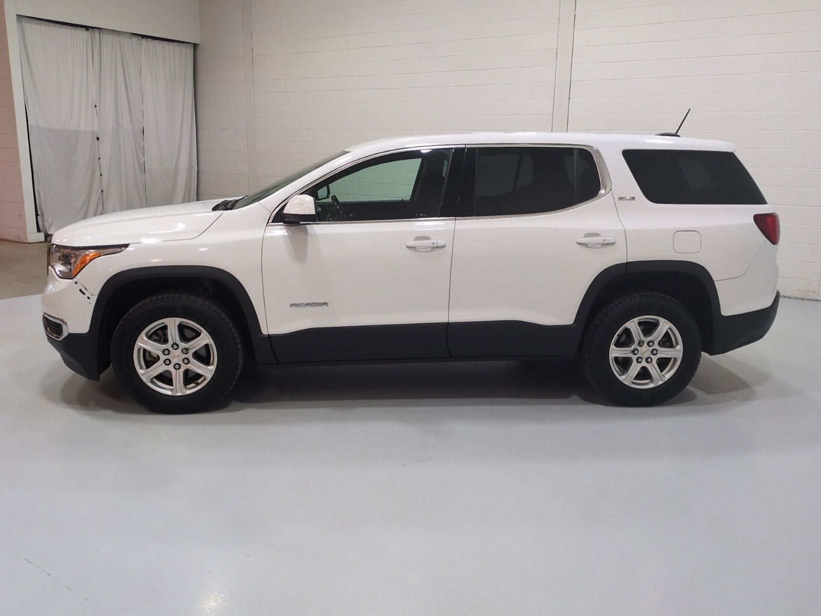 2018 GMC Acadia SLE-1