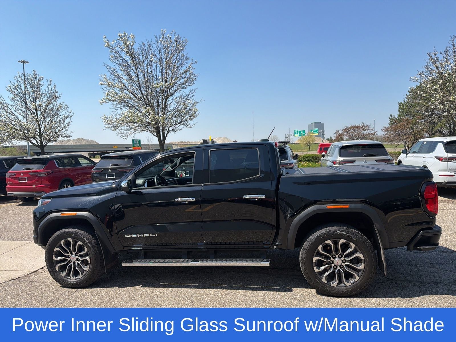 2023 GMC Canyon Denali