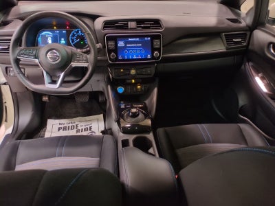 2022 Nissan Leaf SV