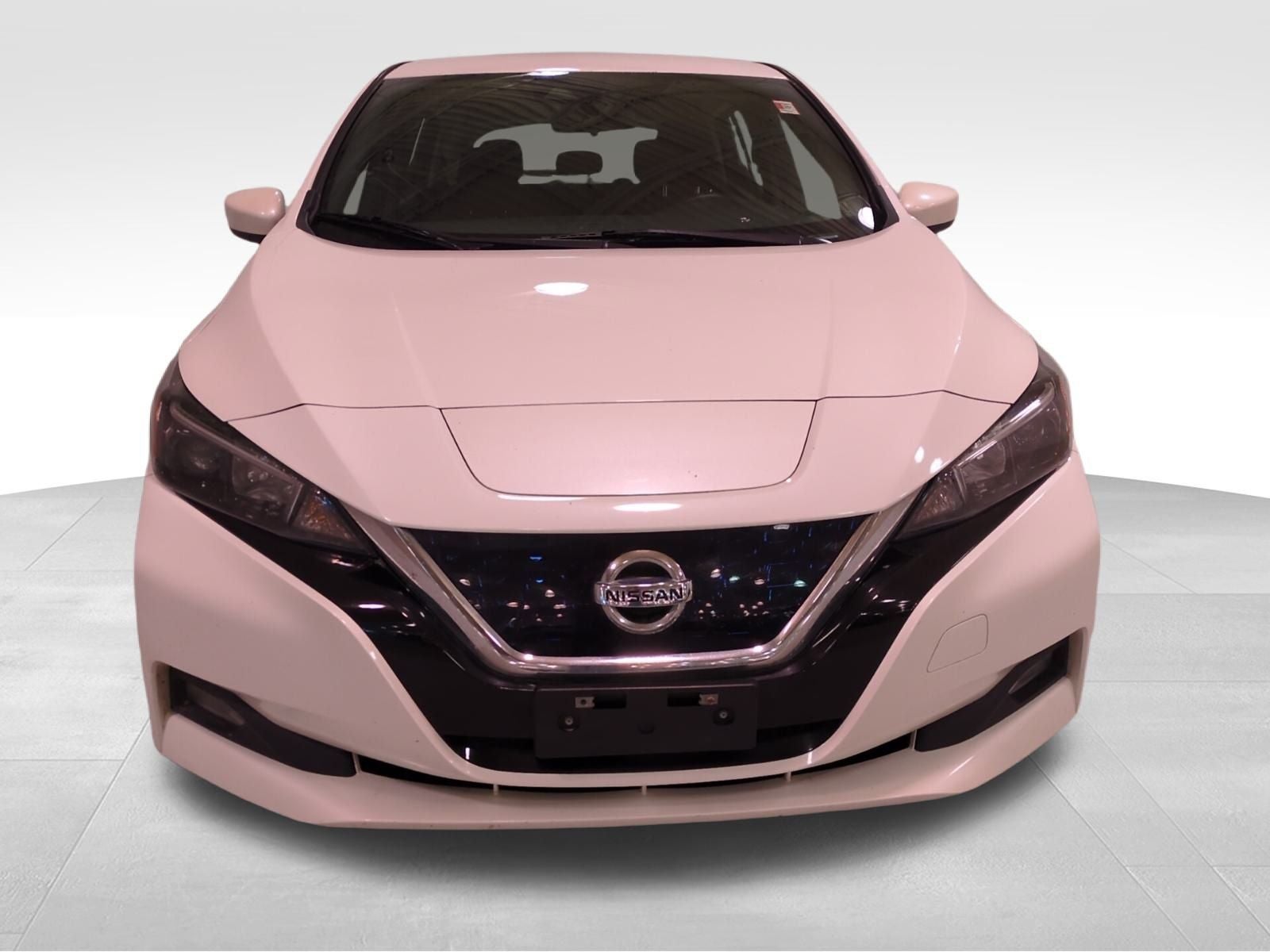 2022 Nissan Leaf SV
