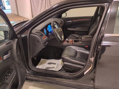 2013 Chrysler 300 Base