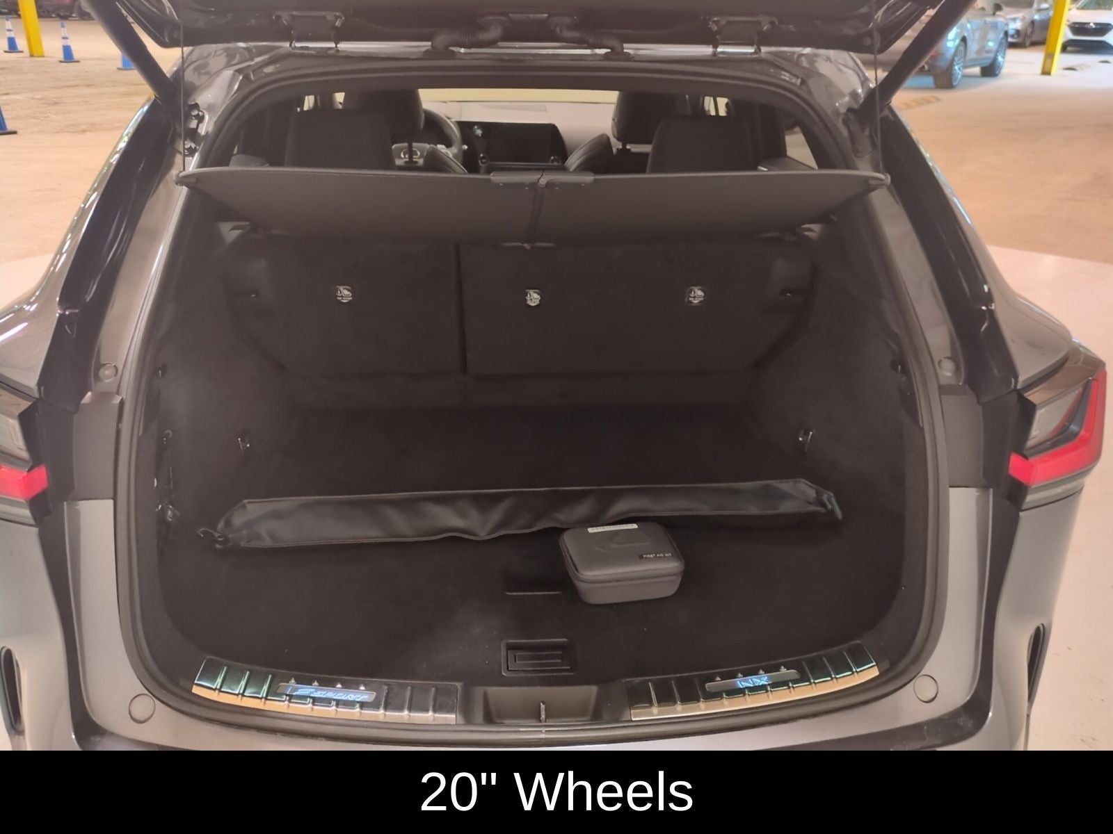 2023 Lexus NX 350 F SPORT Handling