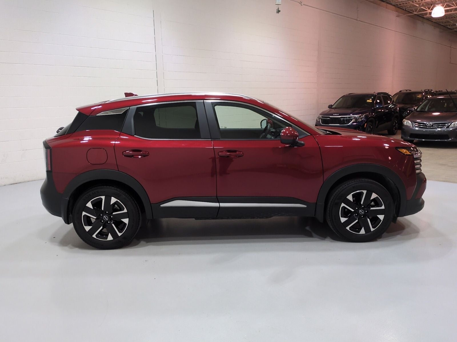 2025 Nissan Kicks SV