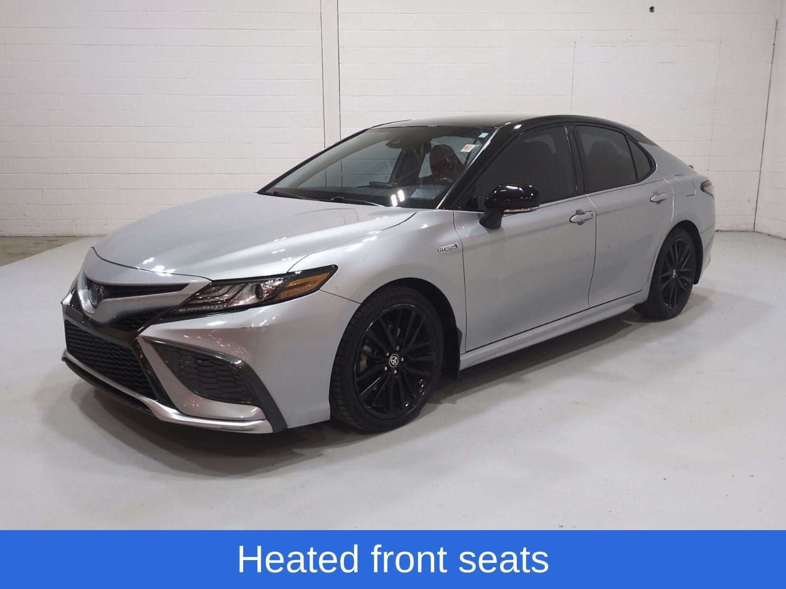 2021 Toyota Camry Hybrid XSE