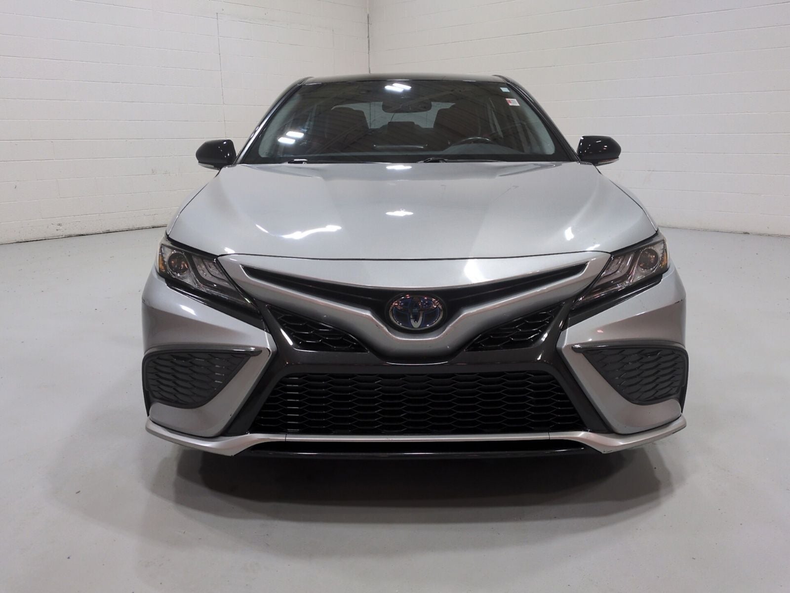 2021 Toyota Camry Hybrid XSE