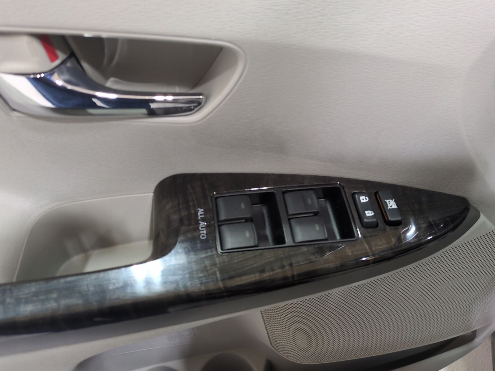 2015 Toyota Venza LE