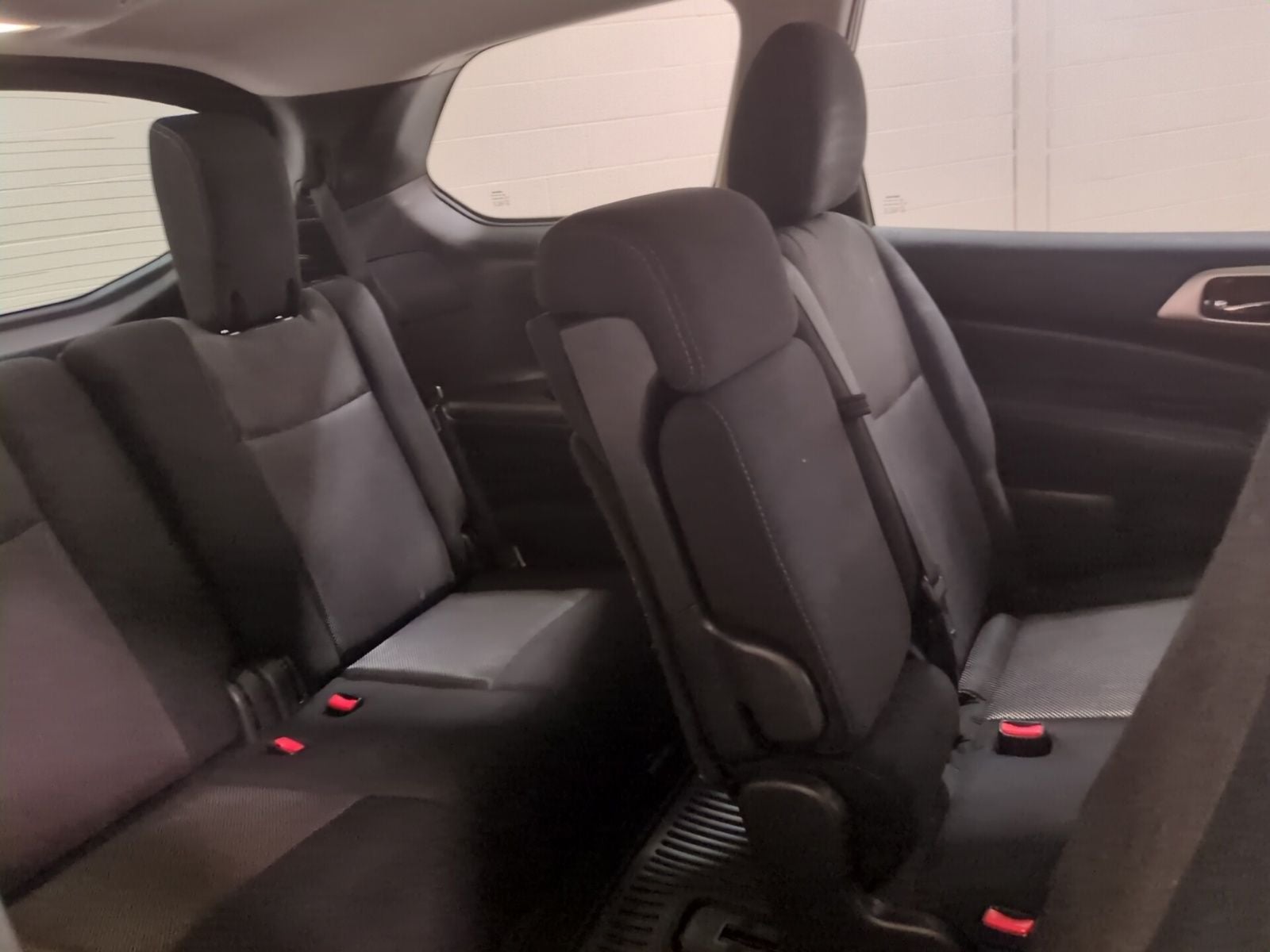 2020 Nissan Pathfinder S