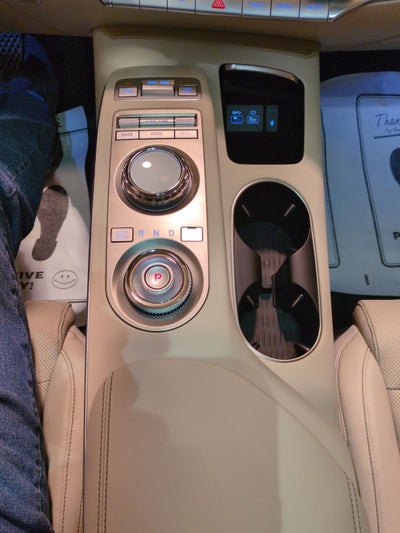 2025 Genesis GV70 2.5T