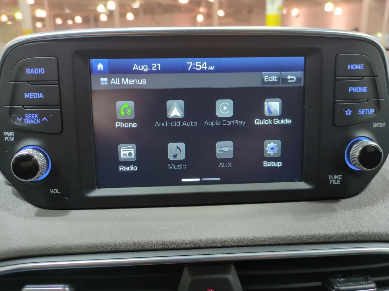 2019 Hyundai SANTA FE SE