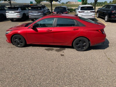 2021 Hyundai ELANTRA SEL