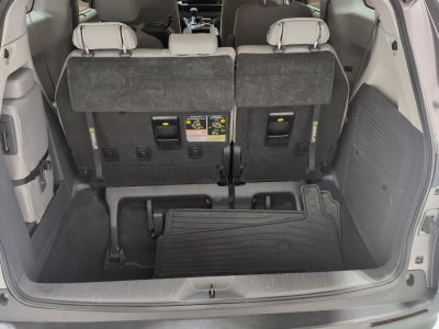 2022 Toyota Sienna LE 8 Passenger