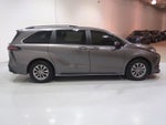 2022 Toyota Sienna LE 8 Passenger