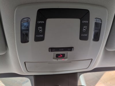2022 Toyota Sienna LE 8 Passenger