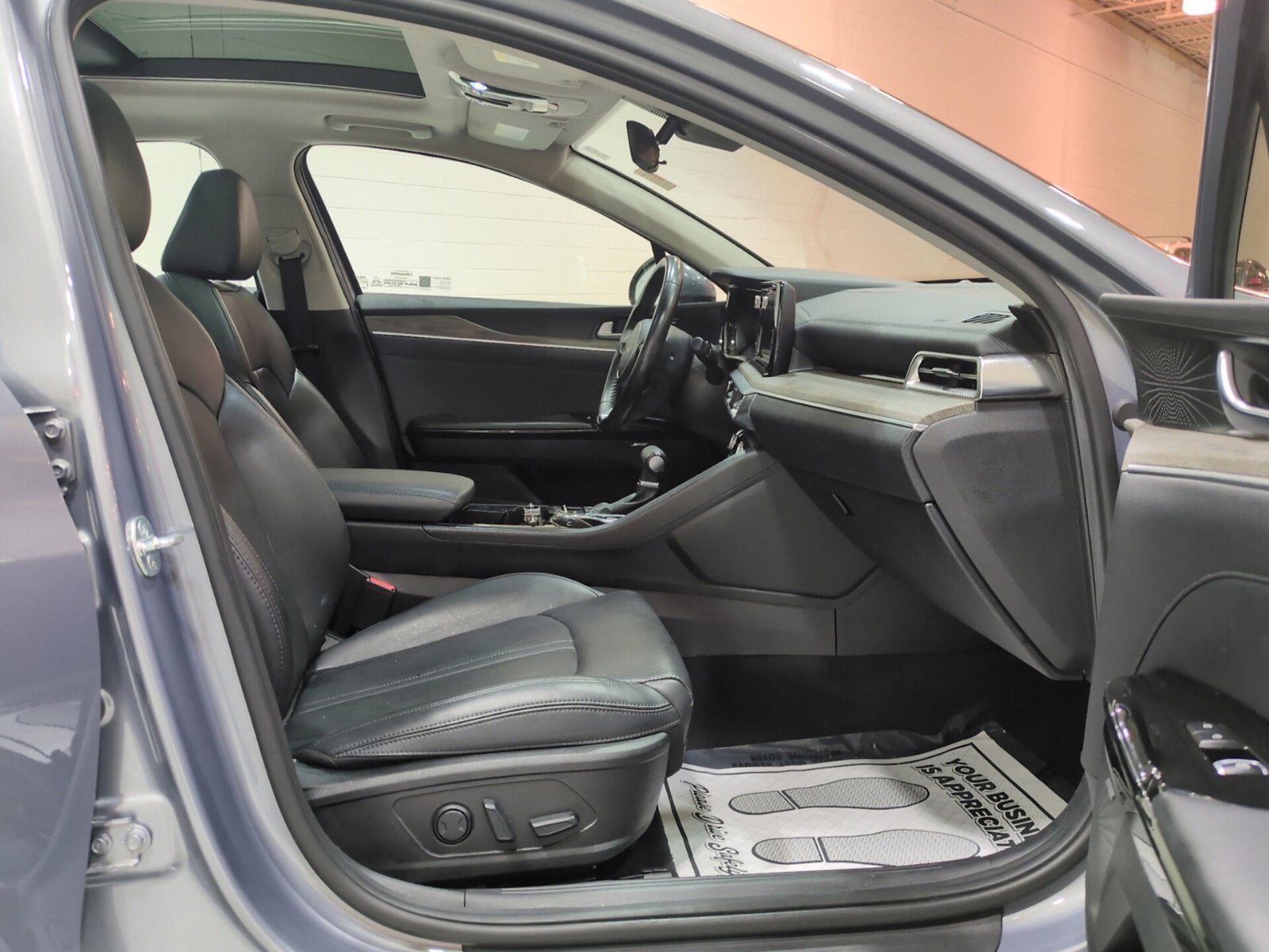 2023 Kia K5 EX