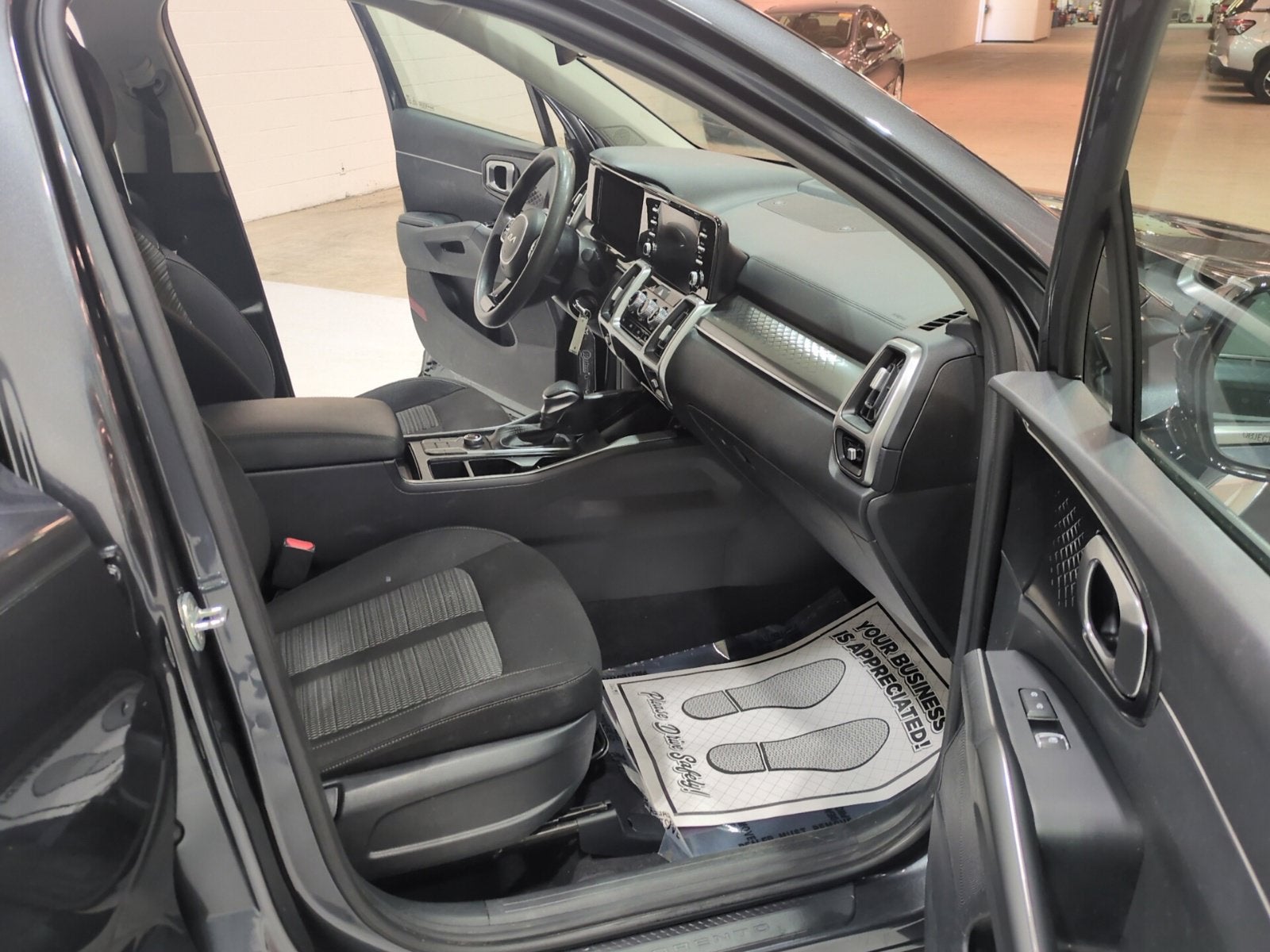 2022 Kia Sorento LX