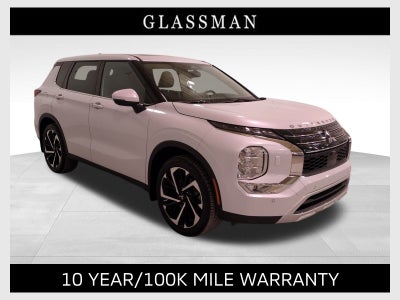 2023 Mitsubishi Outlander SE