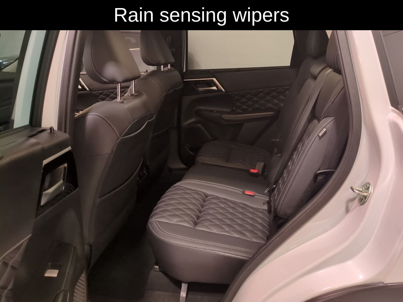 2023 Mitsubishi Outlander SEL