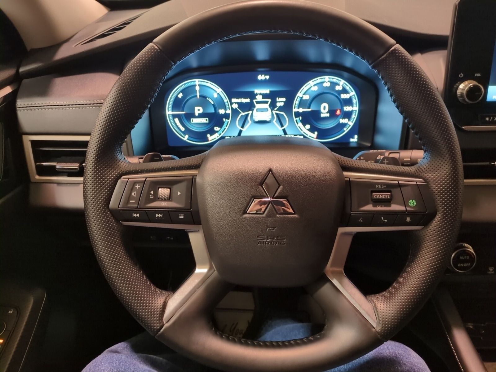 2024 Mitsubishi Outlander PHEV SE