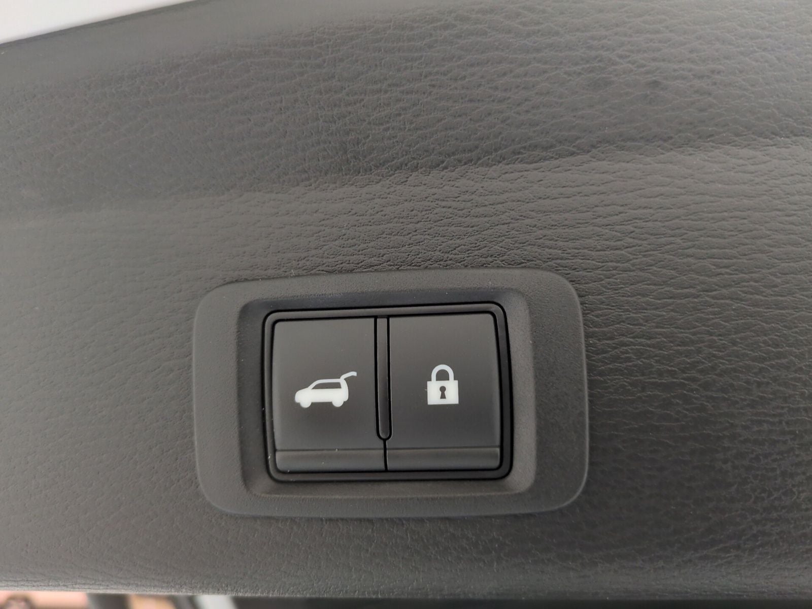 2023 Mitsubishi Outlander PHEV SEL