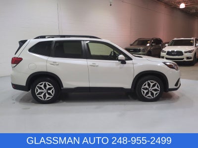 2024 Subaru Forester Premium