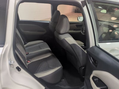 2025 Subaru Forester Base