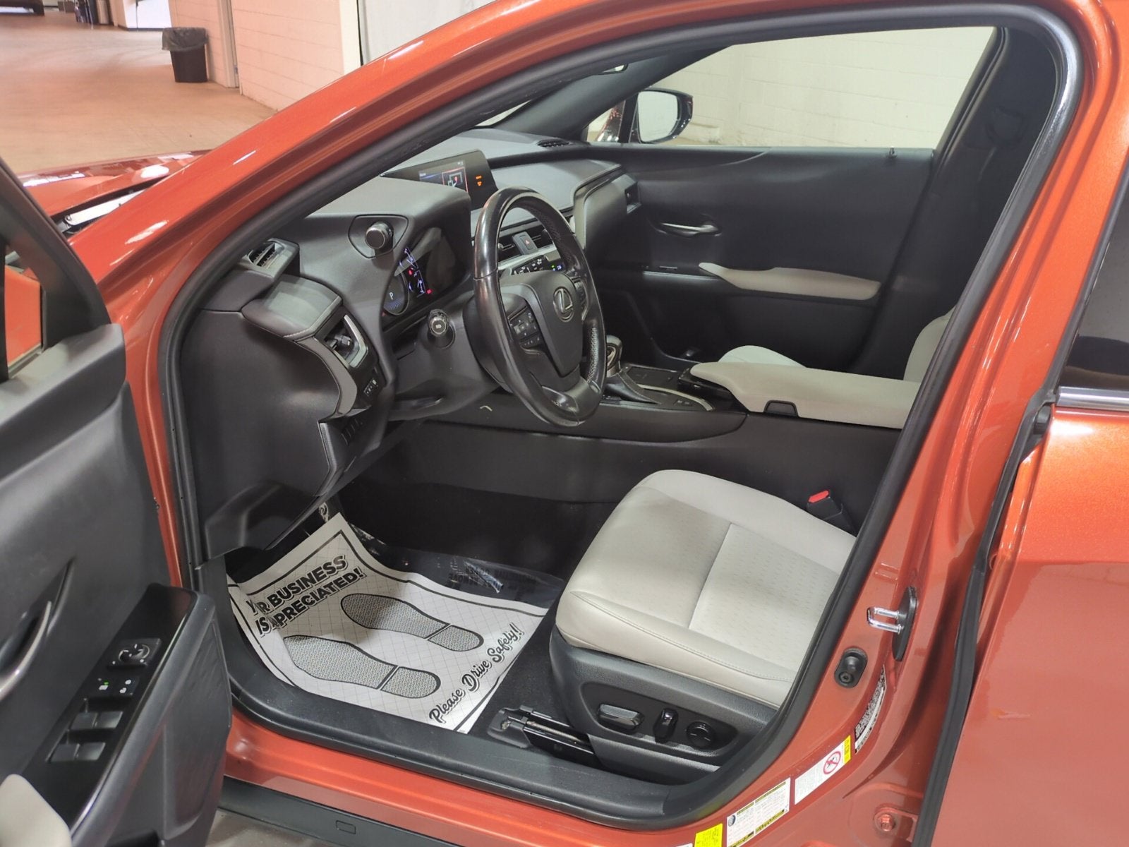 2019 Lexus UX 250h Base