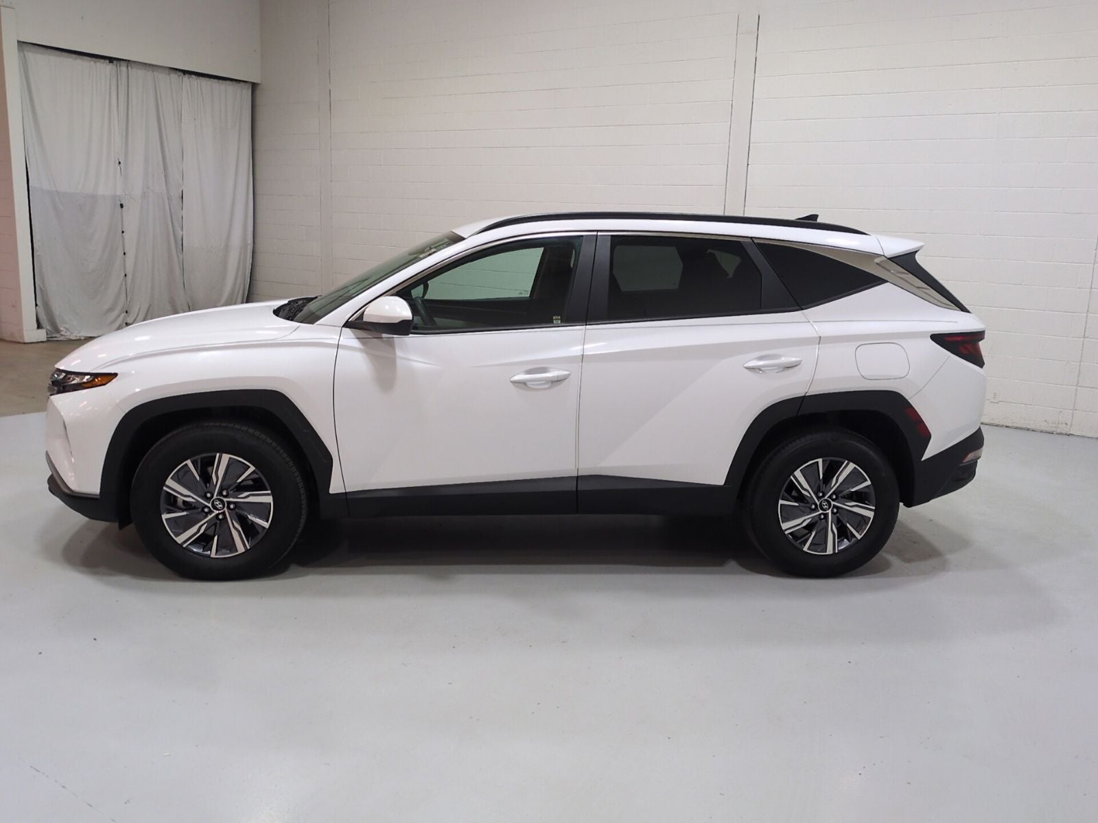 2024 Hyundai TUCSON HYBRID Blue