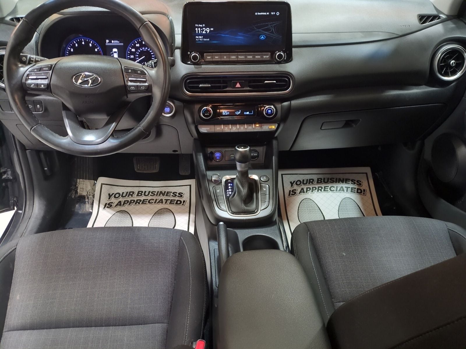 2023 Hyundai KONA SEL