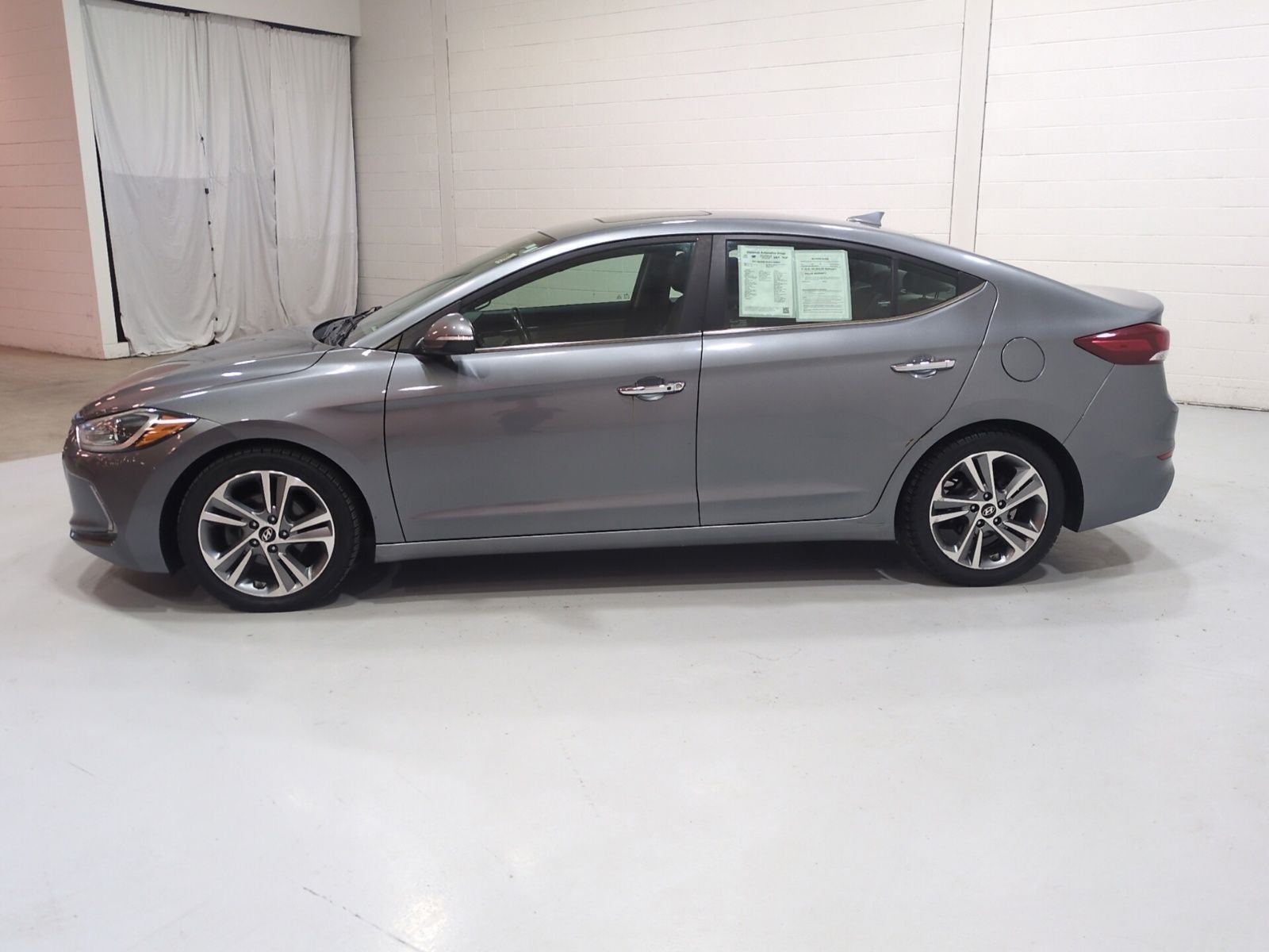 2017 Hyundai ELANTRA Limited