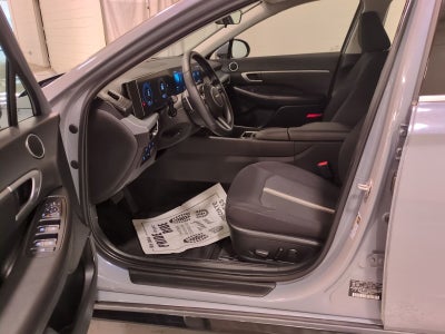 2024 Hyundai SONATA HYBRID SEL