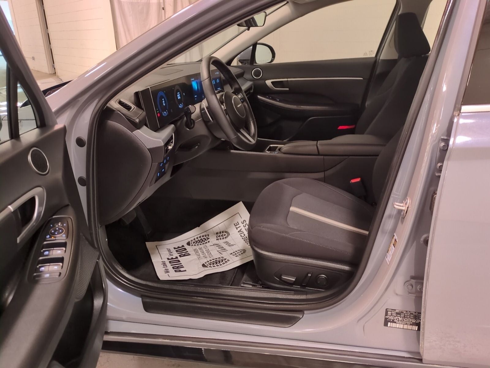 2024 Hyundai SONATA HYBRID SEL