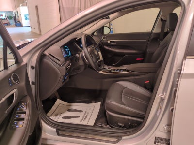 2023 Hyundai SONATA HYBRID Limited