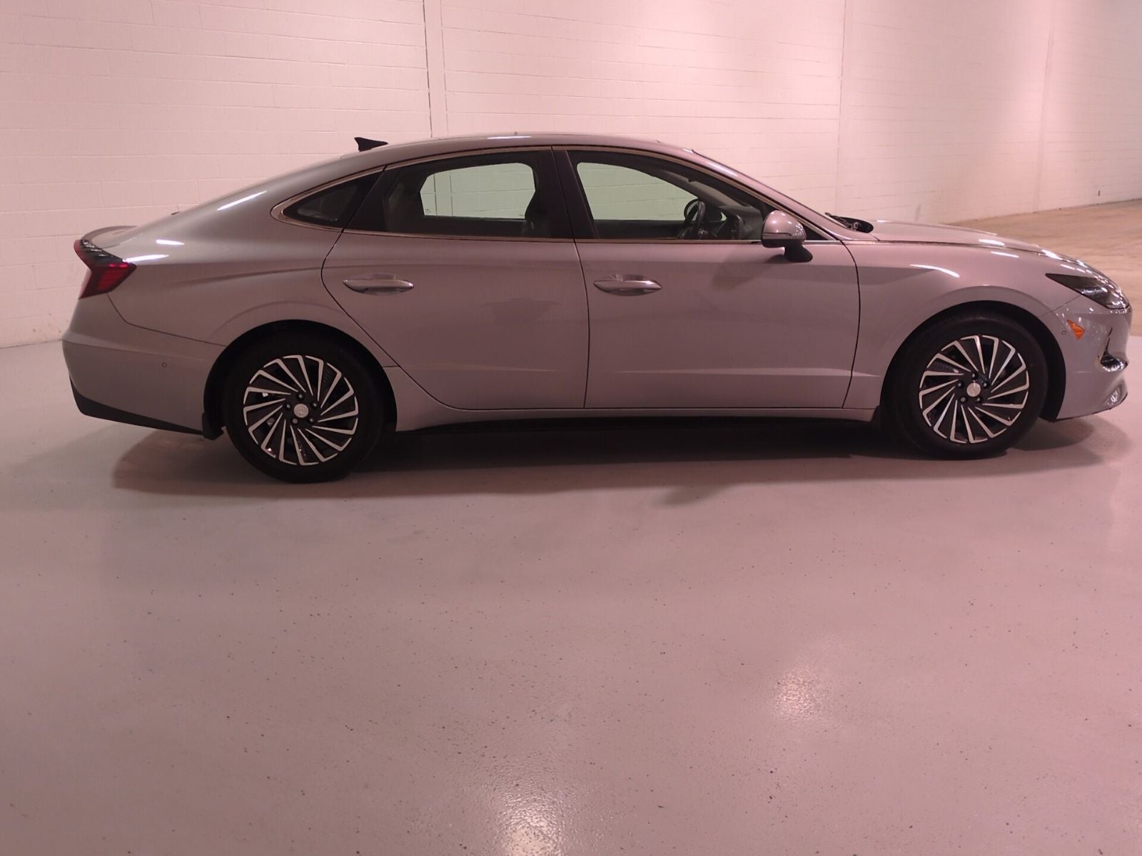 2023 Hyundai SONATA HYBRID Limited