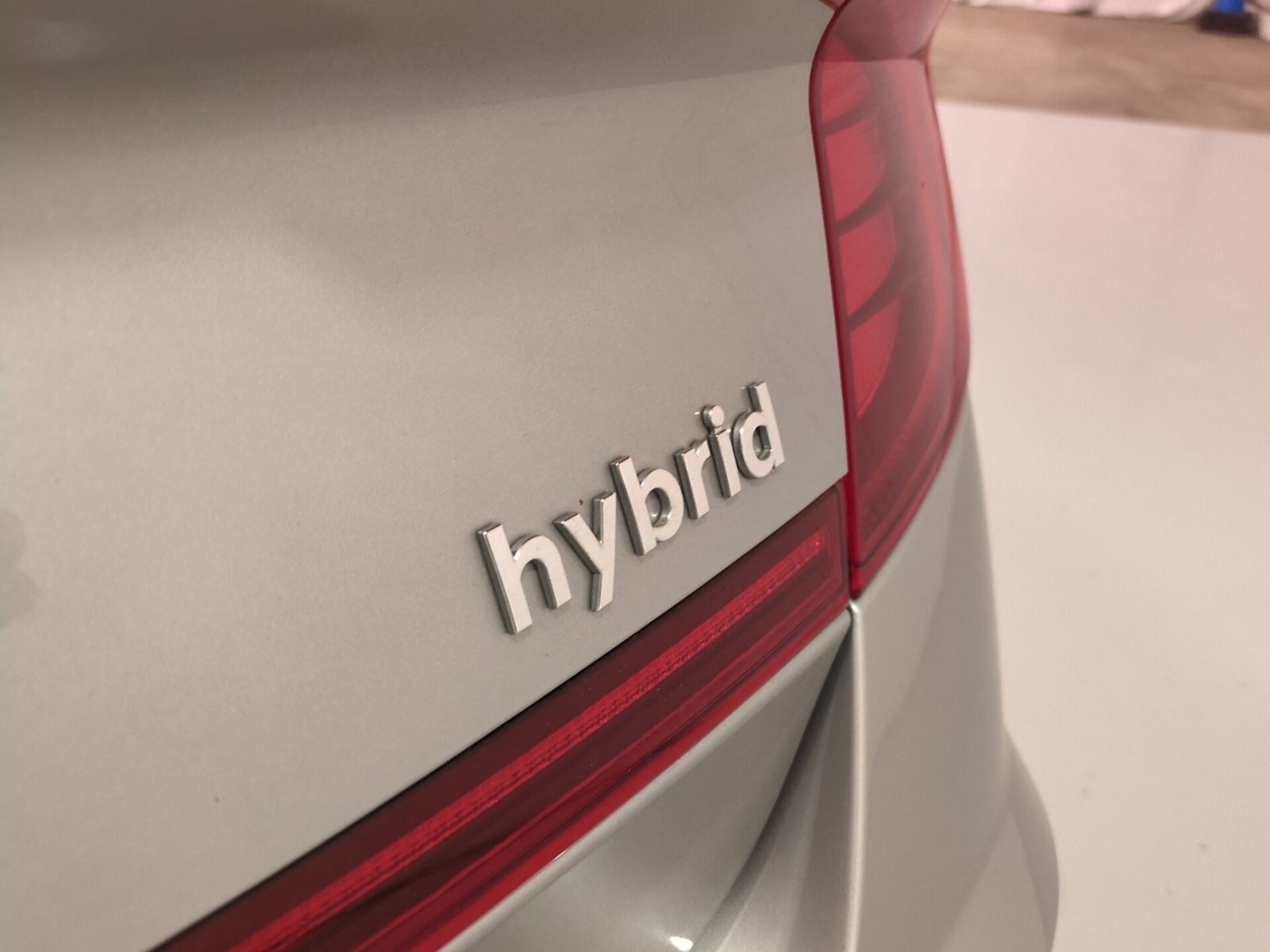 2023 Hyundai SONATA HYBRID Limited