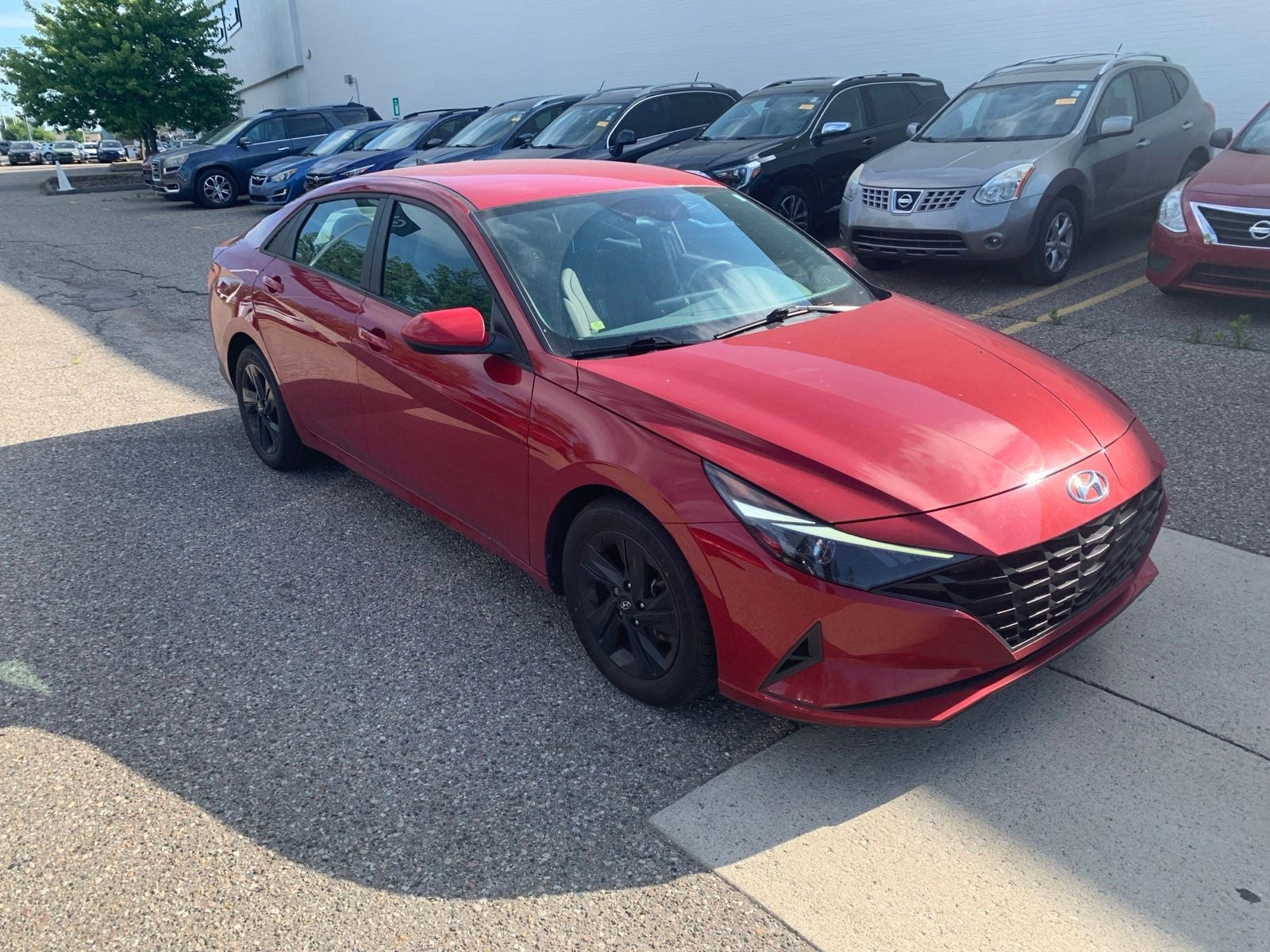 2023 Hyundai ELANTRA SEL
