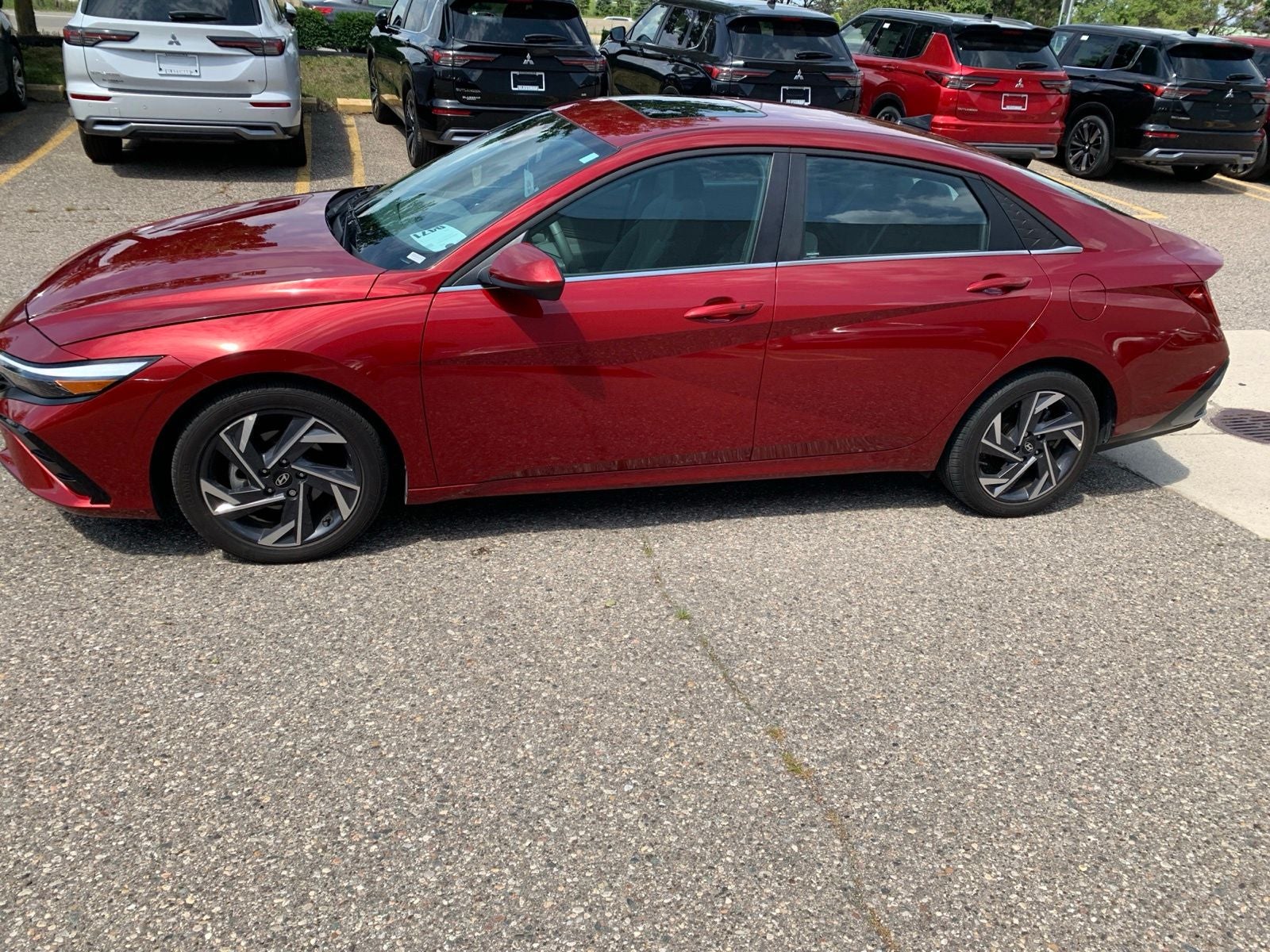 2024 Hyundai ELANTRA SEL