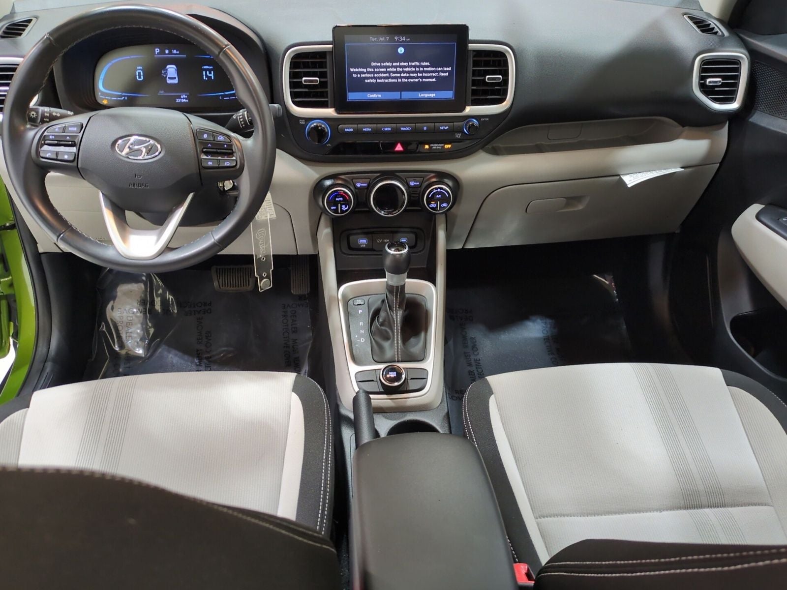 2023 Hyundai VENUE SEL