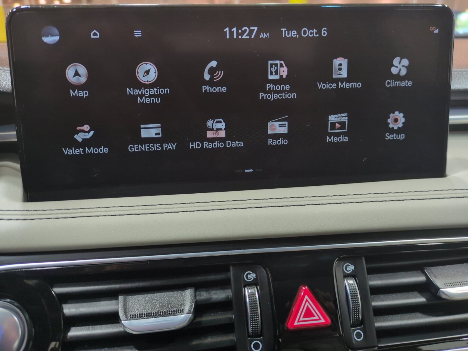 2023 Genesis G70 3.3T