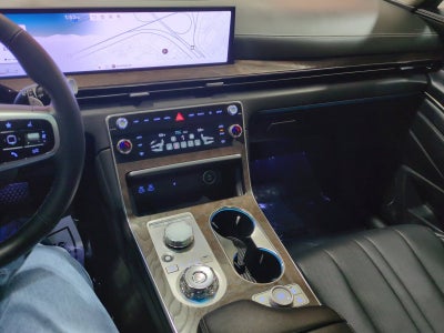 2025 Genesis GV80 2.5T