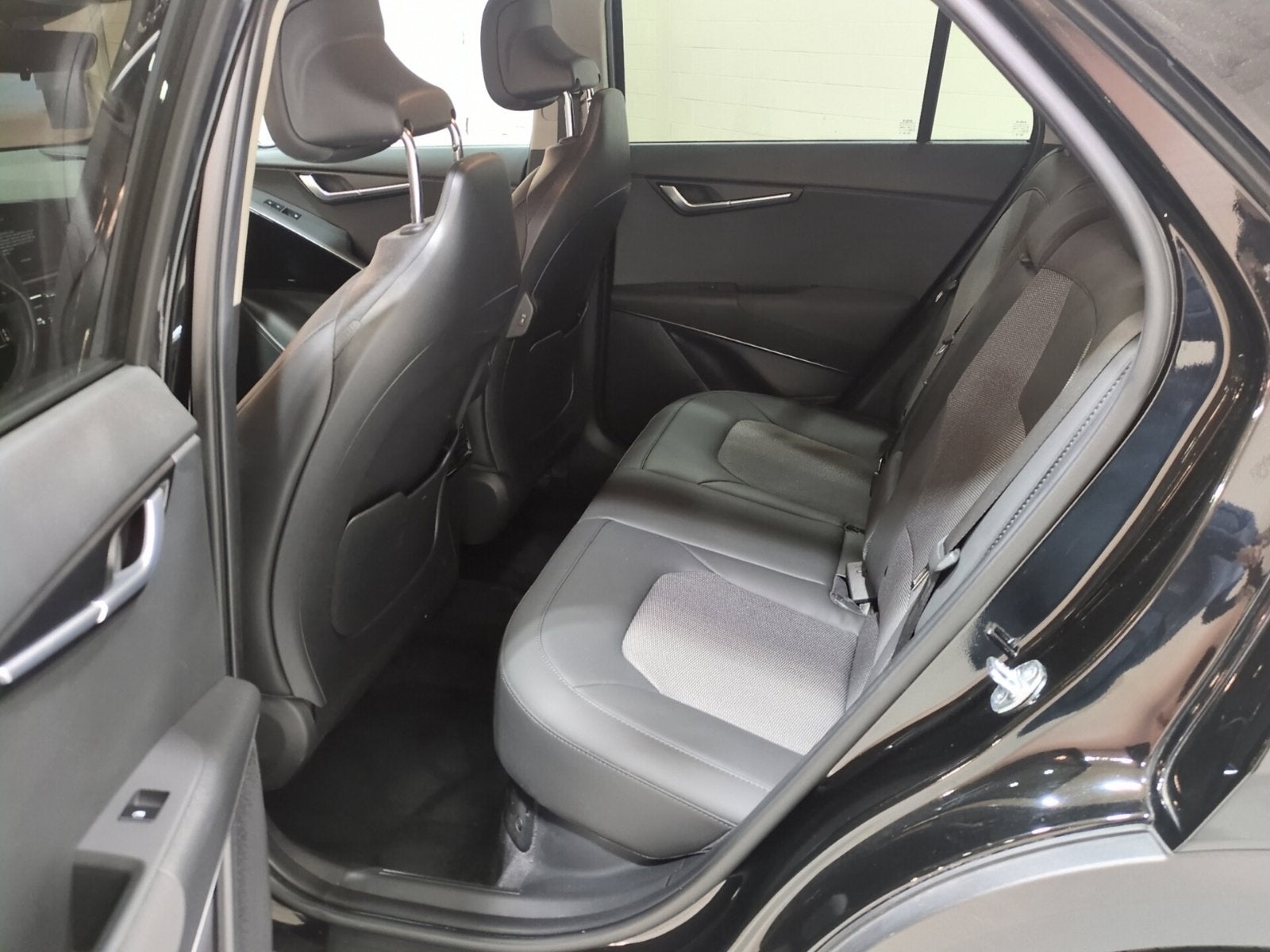2024 Kia Niro EX