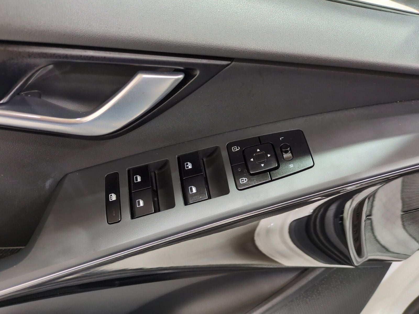 2024 Kia Niro EX