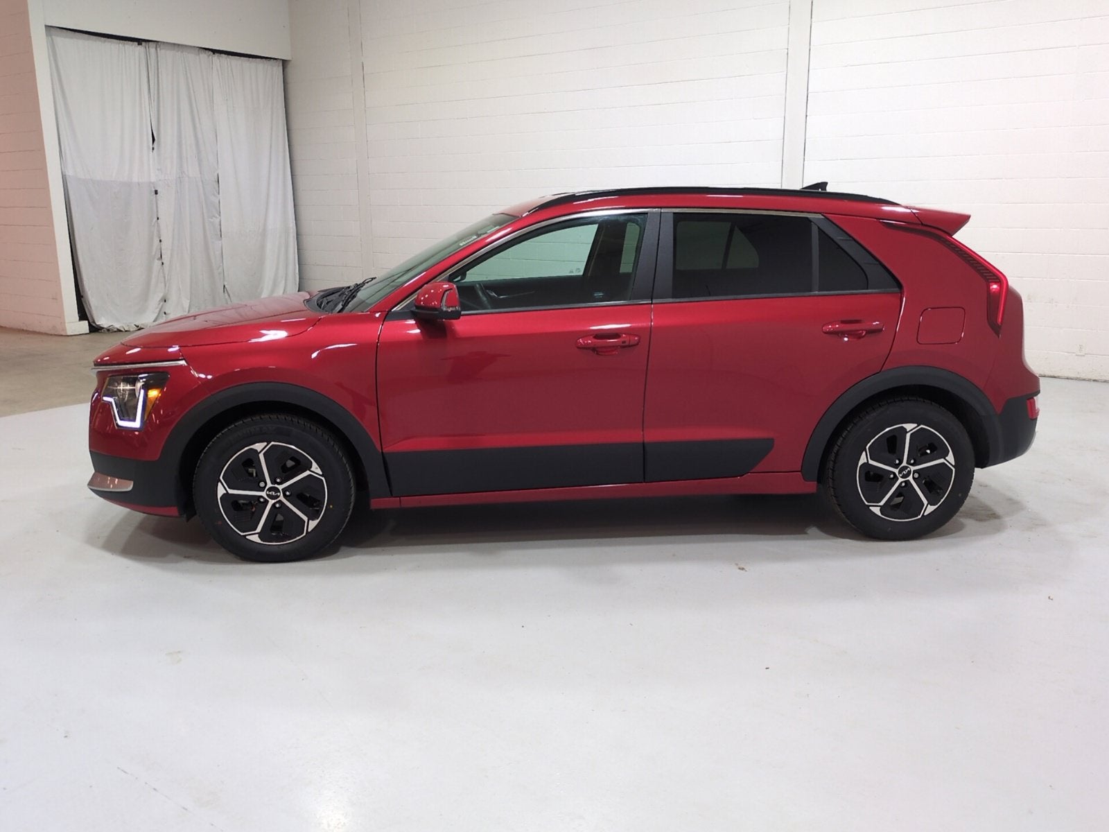2024 Kia Niro EX