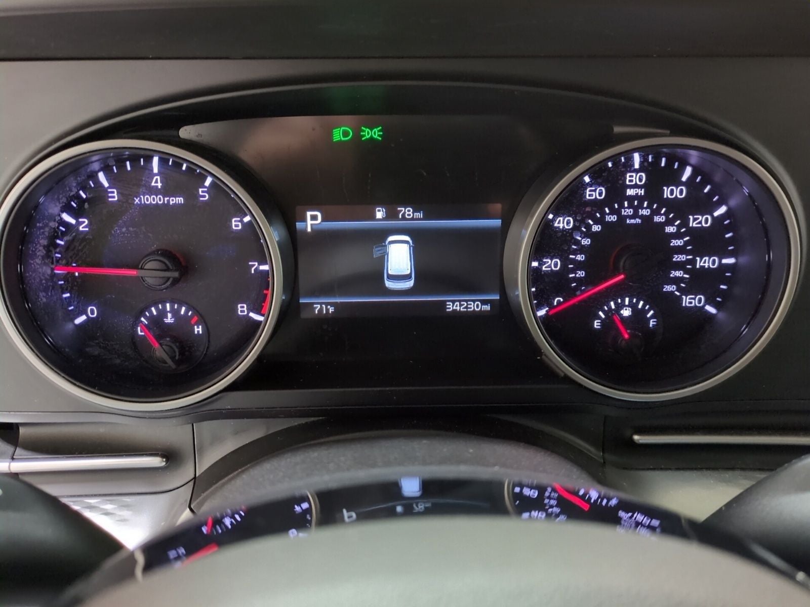2024 Kia Carnival LX