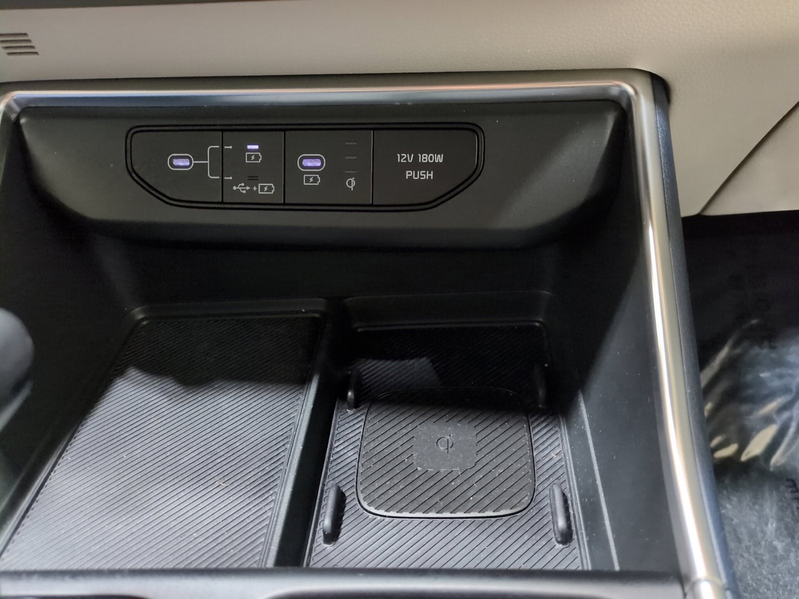 2025 Kia Carnival EX